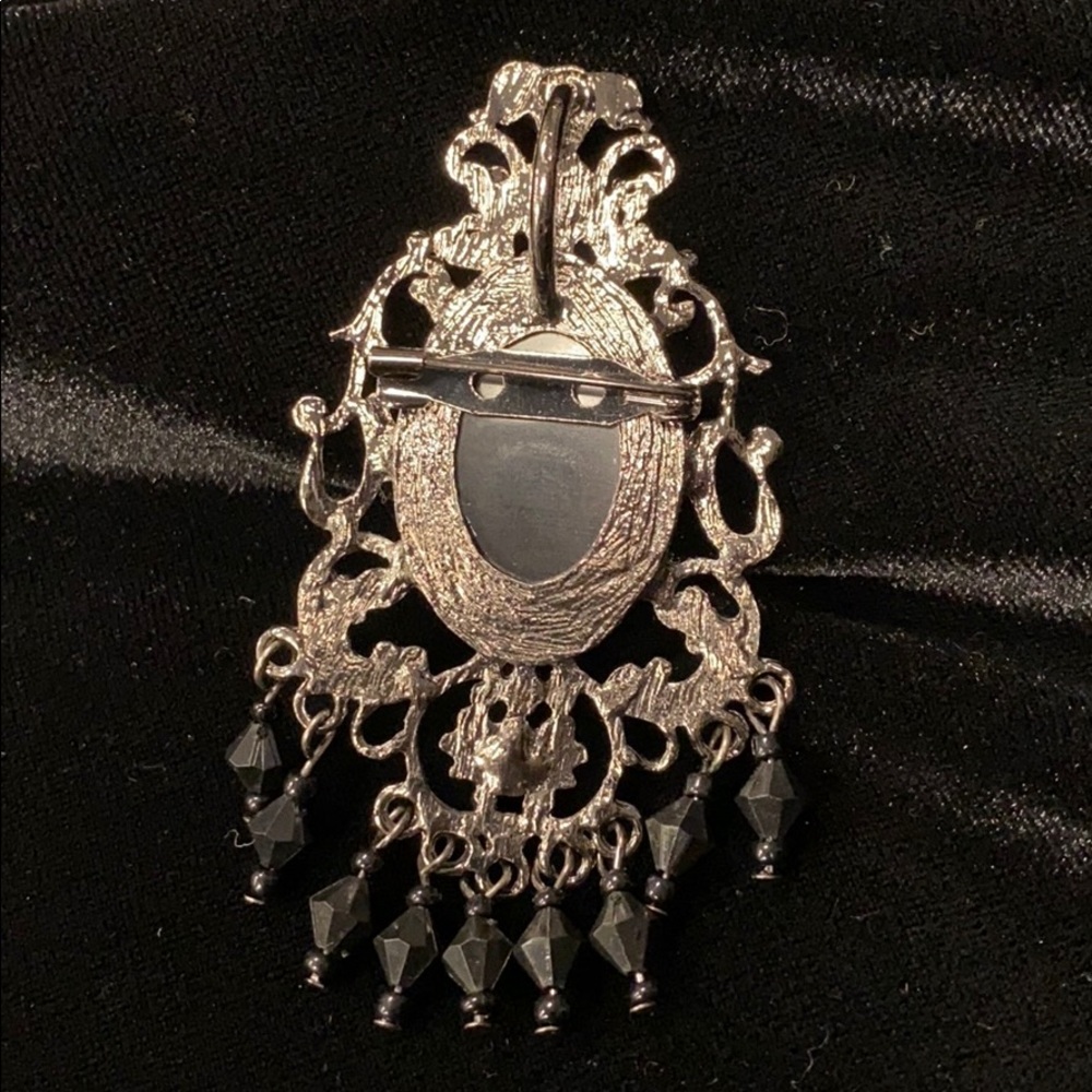 Unique detailed brooch - Picture 2 of 5